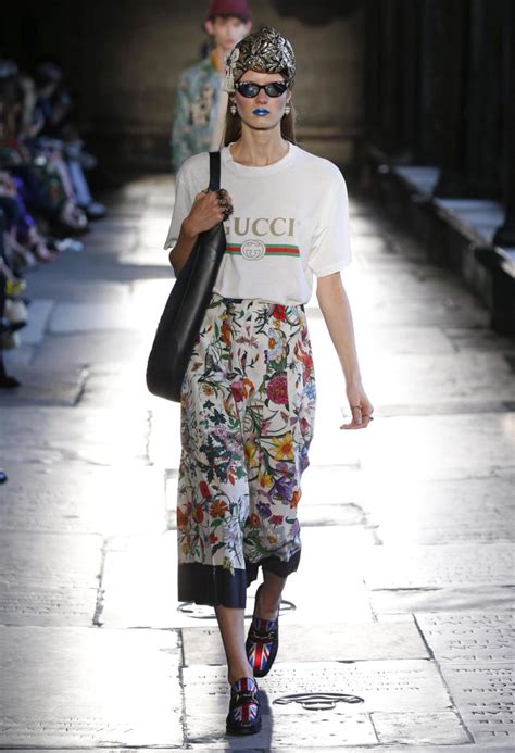 tessuti gucci cruise 2018|Gucci Hosts Cruise 2018 Show in Florence .